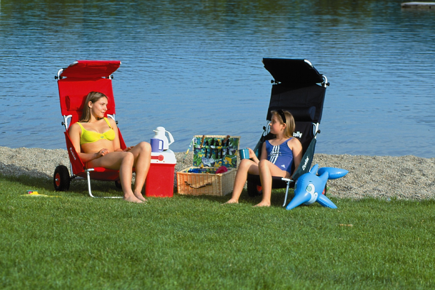 Eckla Beach Rolly in Blau/Grün Luftbereift, mit Sonnendach 77721 Eckla Beach Rolly in Blau/Grün Luftbereift, mit Sonnendach 77721