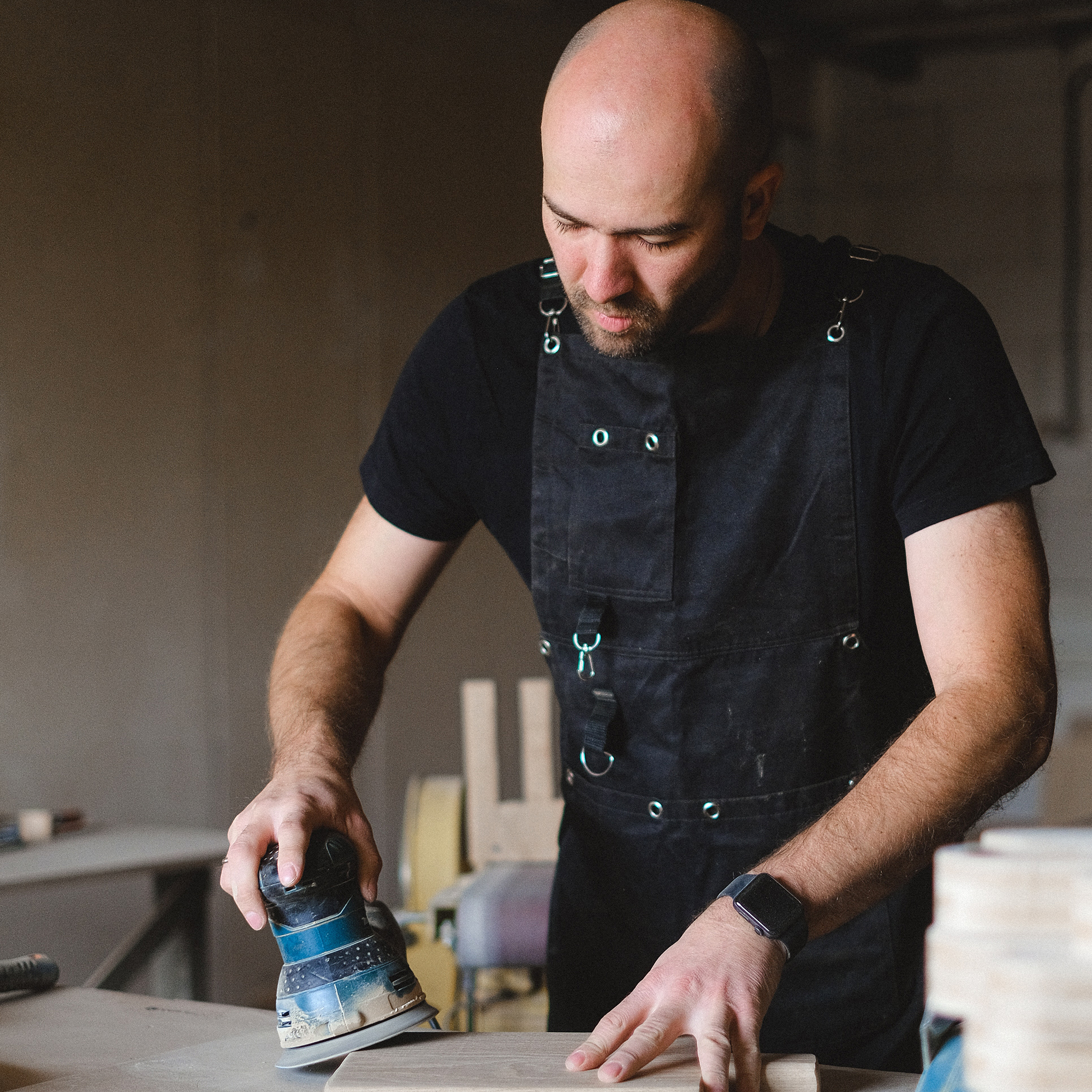 Profi Werkbank, Metall, klappbar, verstellbare Höhe und Neigung YT010 Profi Werkbank, Metall, klappbar, verstellbare Höhe und Neigung YT010